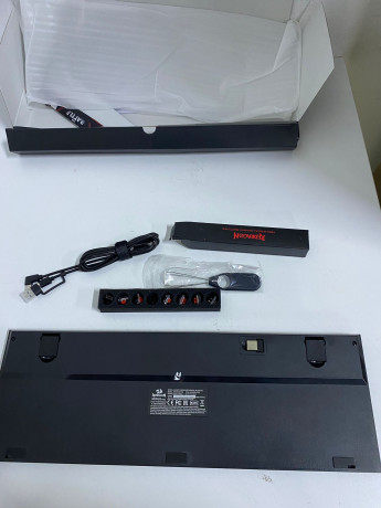 REDRAGON HOURUS K618 WIRLESS KLAVYE(OUTLET)