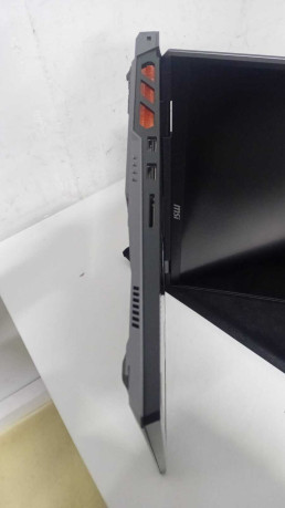 MSI NB VECTOR A18 HX A9WHG-094TR R9-9955HX(OUTLET)