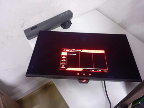 ASUS ROG STRIX XG27UCDMG 0.03 MS 240 HZ 27(OUTLET)