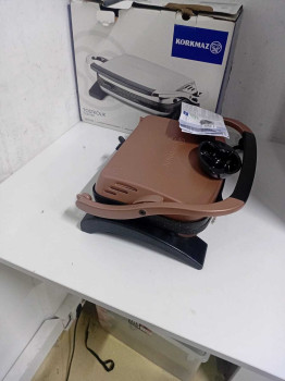 KORKMAZ A329-20 TOSTKOLIK ROSAGOLD 1800W T(OUTLET)