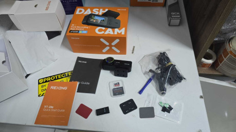 REXING V1 LITE 2K WIFI ARAC KAMERASI + 32G(OUTLET)