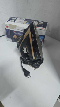 TEFAL FV8064 PUREGLISS 3000 W BUHARLI UTU(OUTLET)