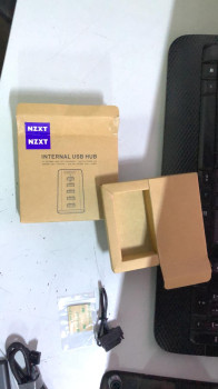 NZXT INTERNAL AC-IUSBH-M3 USB 2.0 PORT HUB(OUTLET)