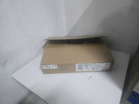 HPE JL682A 1930-24G 24PORT GIGABIT SWITCH (OUTLET)