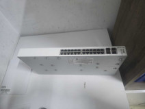 HPE JL682A 1930-24G 24PORT GIGABIT SWITCH (OUTLET)