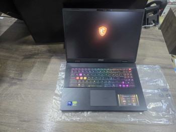 MSI NB CROSSHAIR 17 HX AI D2XWGKG-018XTR U(OUTLET)