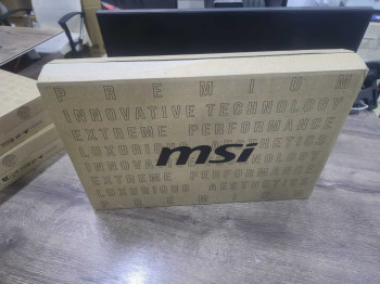 MSI CYBORG 17 B13WGKG-251XTR INTEL CORE I7(OUTLET)