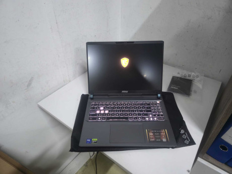 MSI NB VECTOR 16 HX AI A2XWHG-091XTR ULTRA(OUTLET)