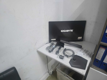 GIGABYTE M27Q2 QD 27