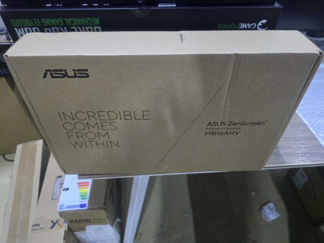 ASUS ZENSCREEN MB16AHV 5 MS 60 HZ15.6