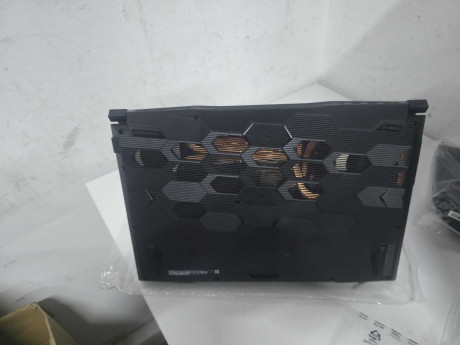 MSI KATANA 17 HX B14WGK-048XTR I9-14900HX (OUTLET)