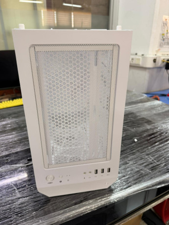 MSI MAG FORGE M100R 4X 120MM ARGB BEYAZ KA(OUTLET)